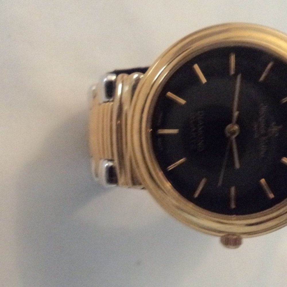 JAQUE EDHO QUARTZ WATCH 18KT GOLD PLATED